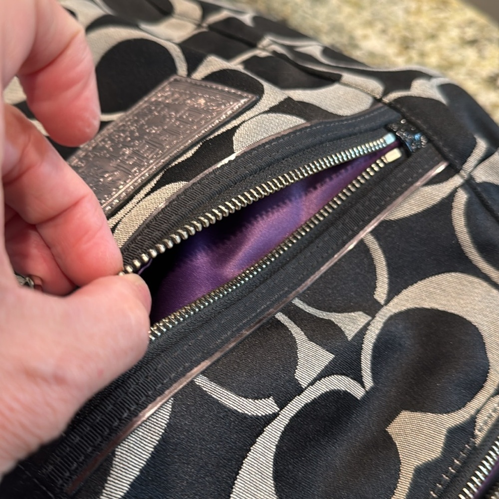 Coach Purse - Picture 7 of 8